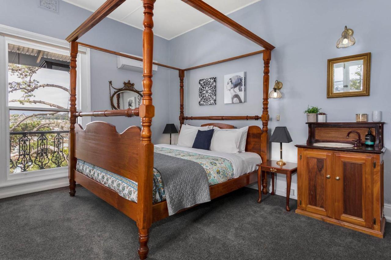 The Dragonfly Inn Launceston Esterno foto